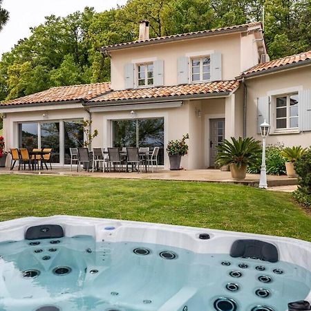 La Villa Moursoise 4 Etoiles Exteriör bild