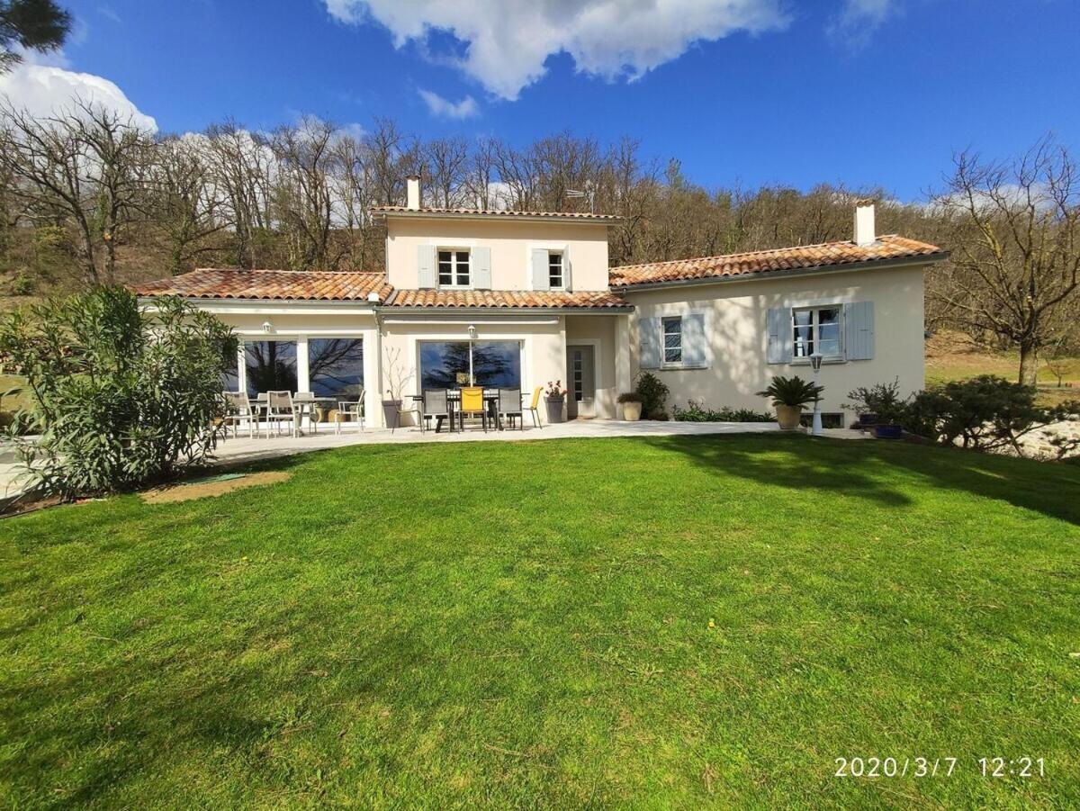 La Villa Moursoise 4 Etoiles Exteriör bild